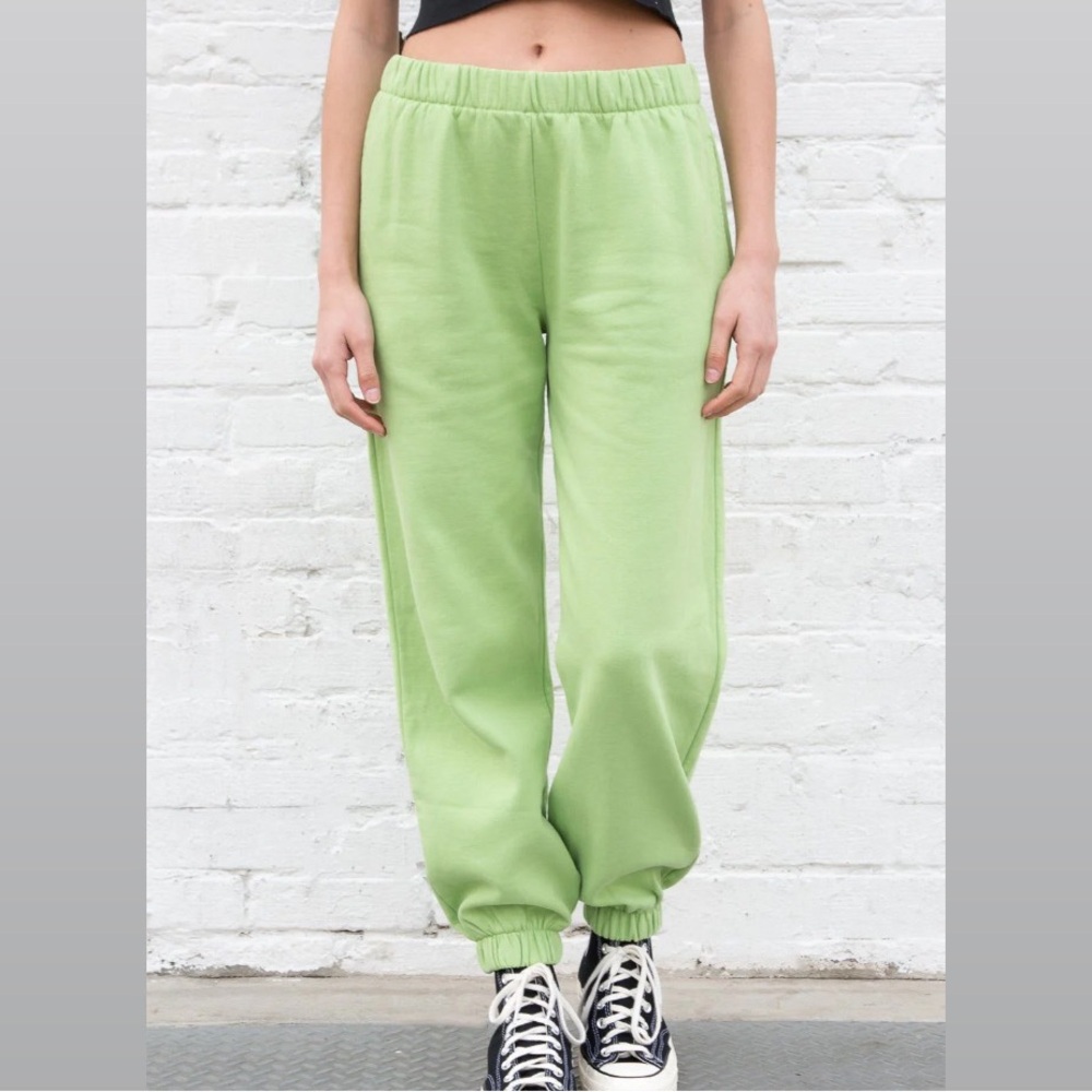 Brandy Melville Rosa sweatpant
